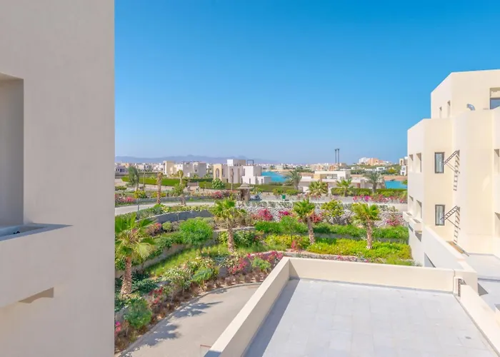 Boutique 2br In Fanadir Marina - El Gouna. Lagoons & Red Sea Apartment